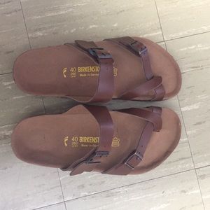 Unworn Brown Birkenstocks Size 40 (Womens 9)